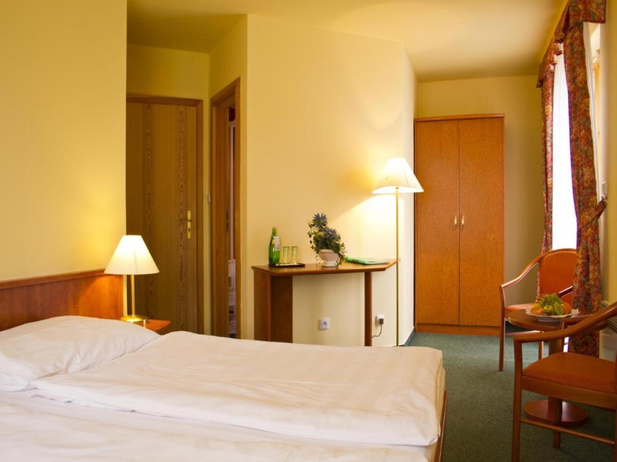 Hotel Na Jezere Horni Plana Luaran gambar