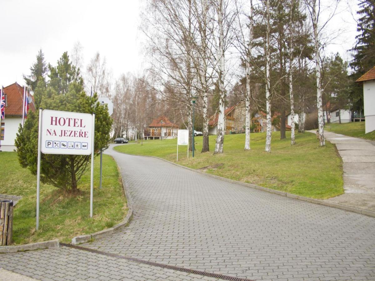 Hotel Na Jezere Horni Plana Luaran gambar
