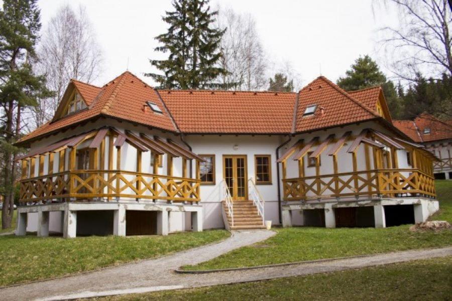 Hotel Na Jezere Horni Plana Luaran gambar